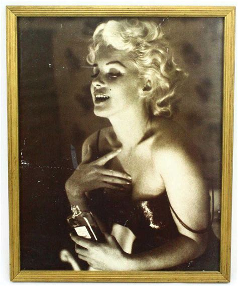 chanel no 5 poster gold|poster marilyn monroe chanel 5.